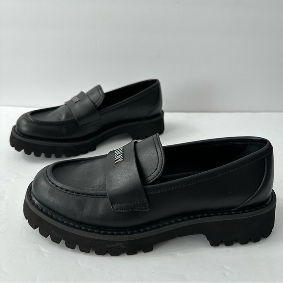 Dkny Shoes - DKNY Black Leather Chunky Lug Sole Platform Loafers Slip On Sz 8.5 Grunge Goth